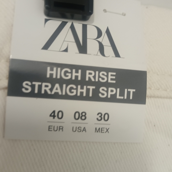 Zara Cream Straight-Leg Jeans - Picture 3 of 4